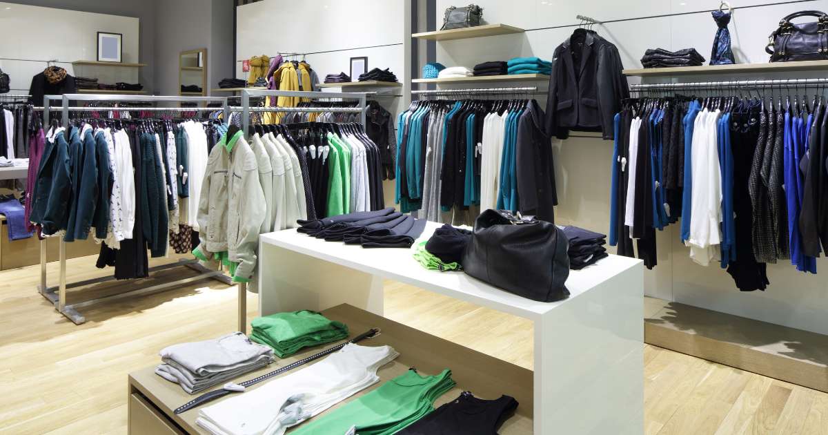 Comment créer sa marque de vêtements en 2026 guide complet